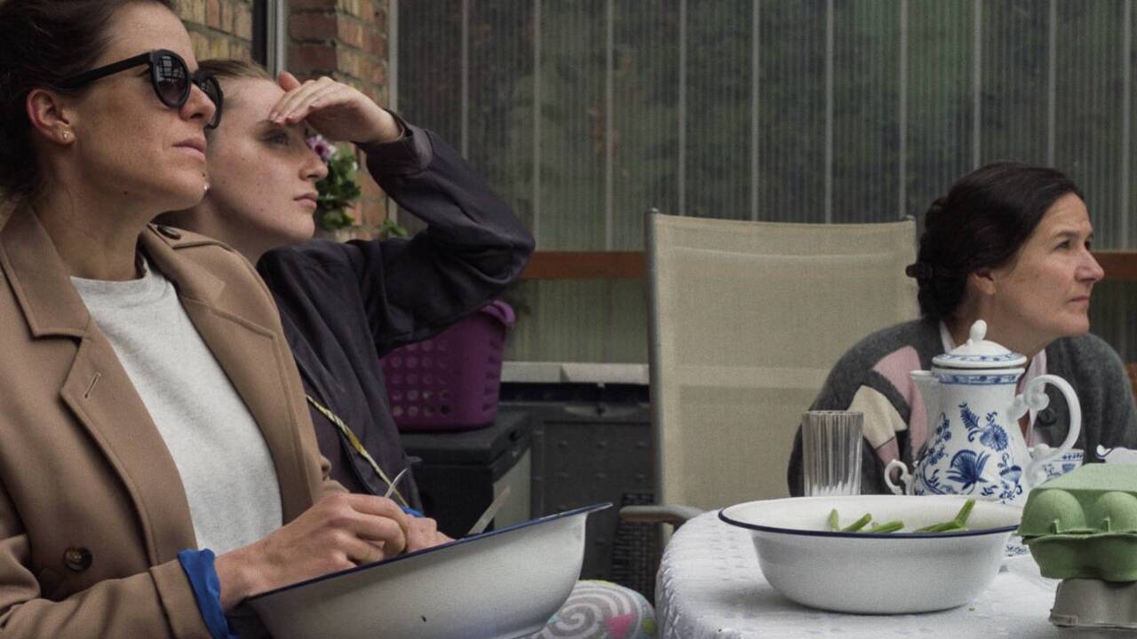 Bilder zum Film „Alle reden übers Wetter“. Bilder zum Film „Alle reden übers Wetter“.