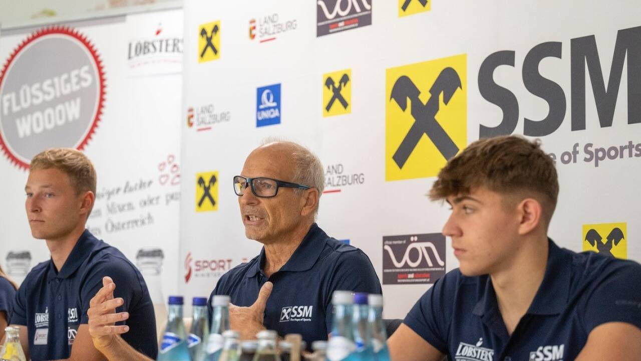 Thomas Wörz mit Sebastian Slivon und Luka Mladenovic.  