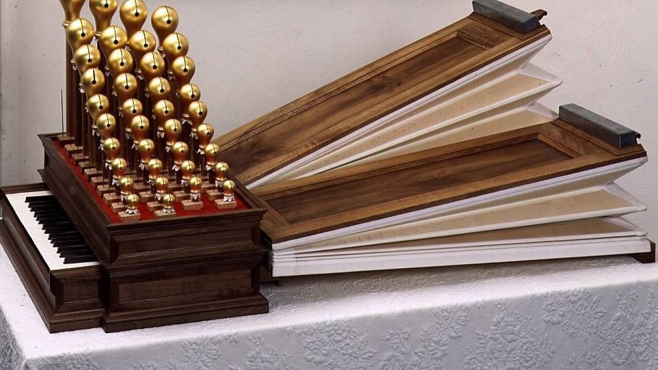Apfelregal der Orgelbaufirma Kögler in St. Florian. 