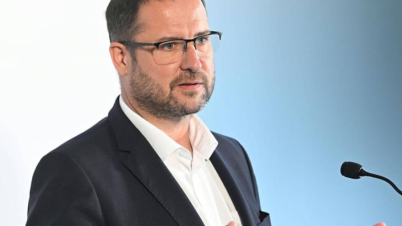 Ermittlungen gegen FPÖ-Hafenecker wegen gefälschter Covid-Tests 