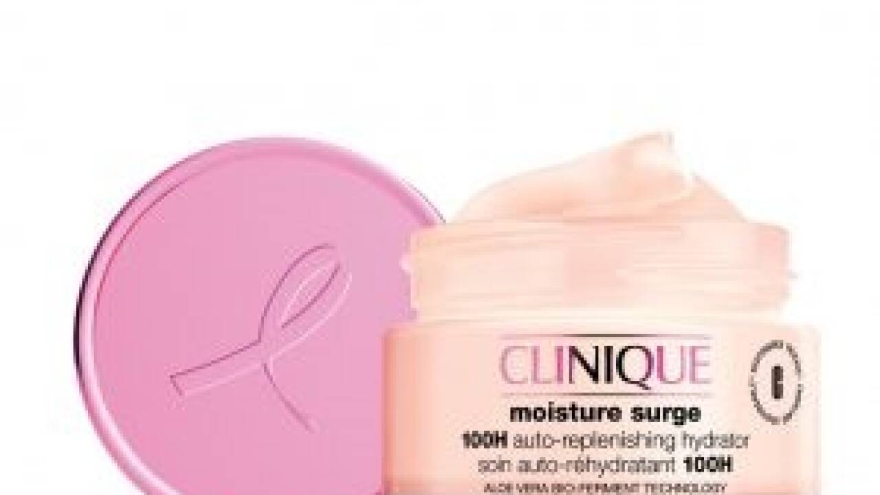 Pink Ribbon 2022: Limited Edition Moisture Surge 100 H Auto-Replenishing Hydrator von Clinique. 