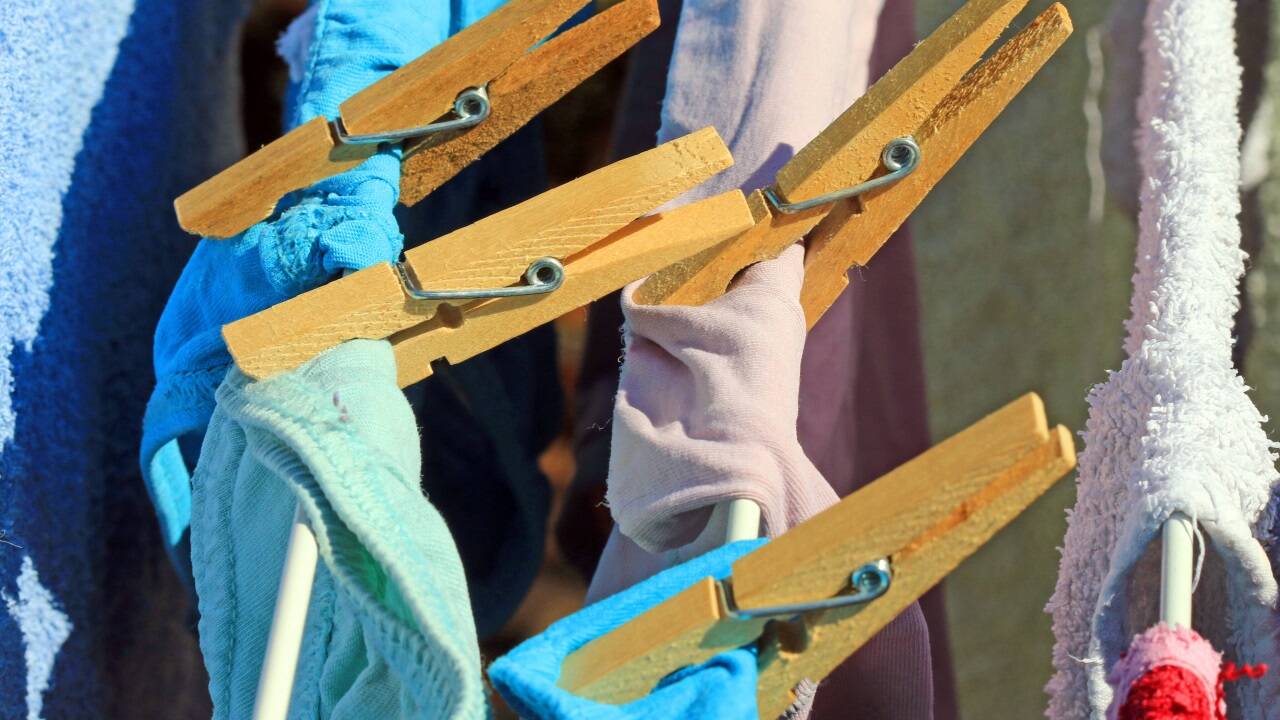 Wäsche waschen muss jeder, aber vielen ist nicht klar, dass man hier viel Geld sparen kann. 