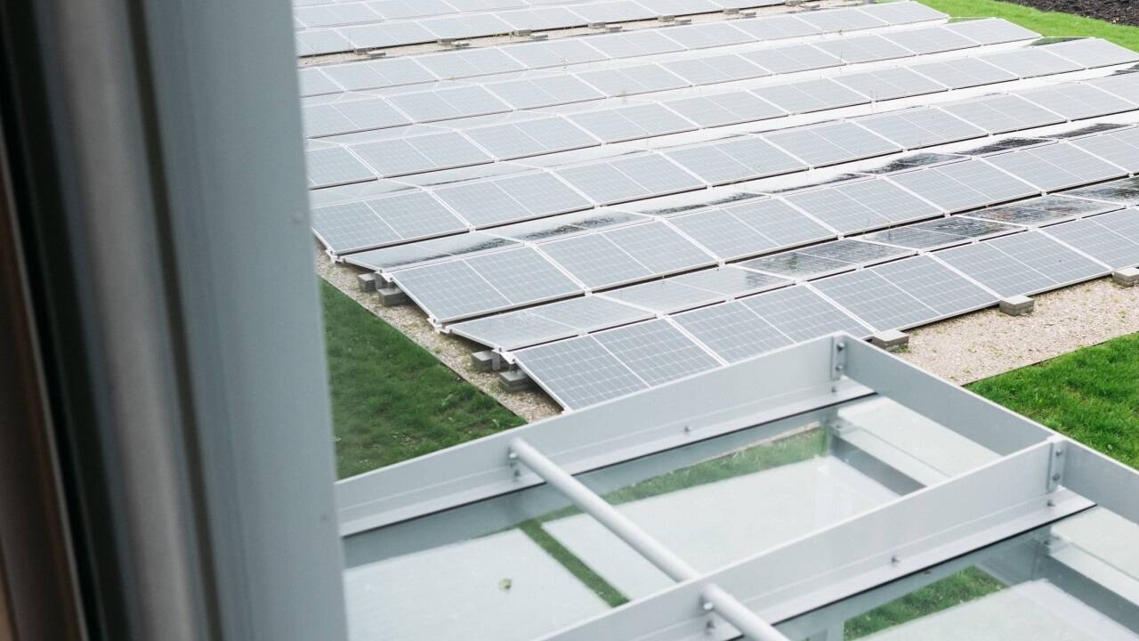 PV-Anlage liegt vor der Haustür.  
