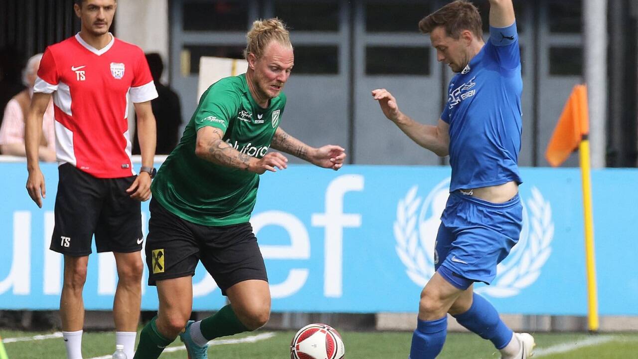 Grödig-Trainer Thomas Schnöll (l.) will seine Truppe gegen Grünau wieder siegen sehen. 