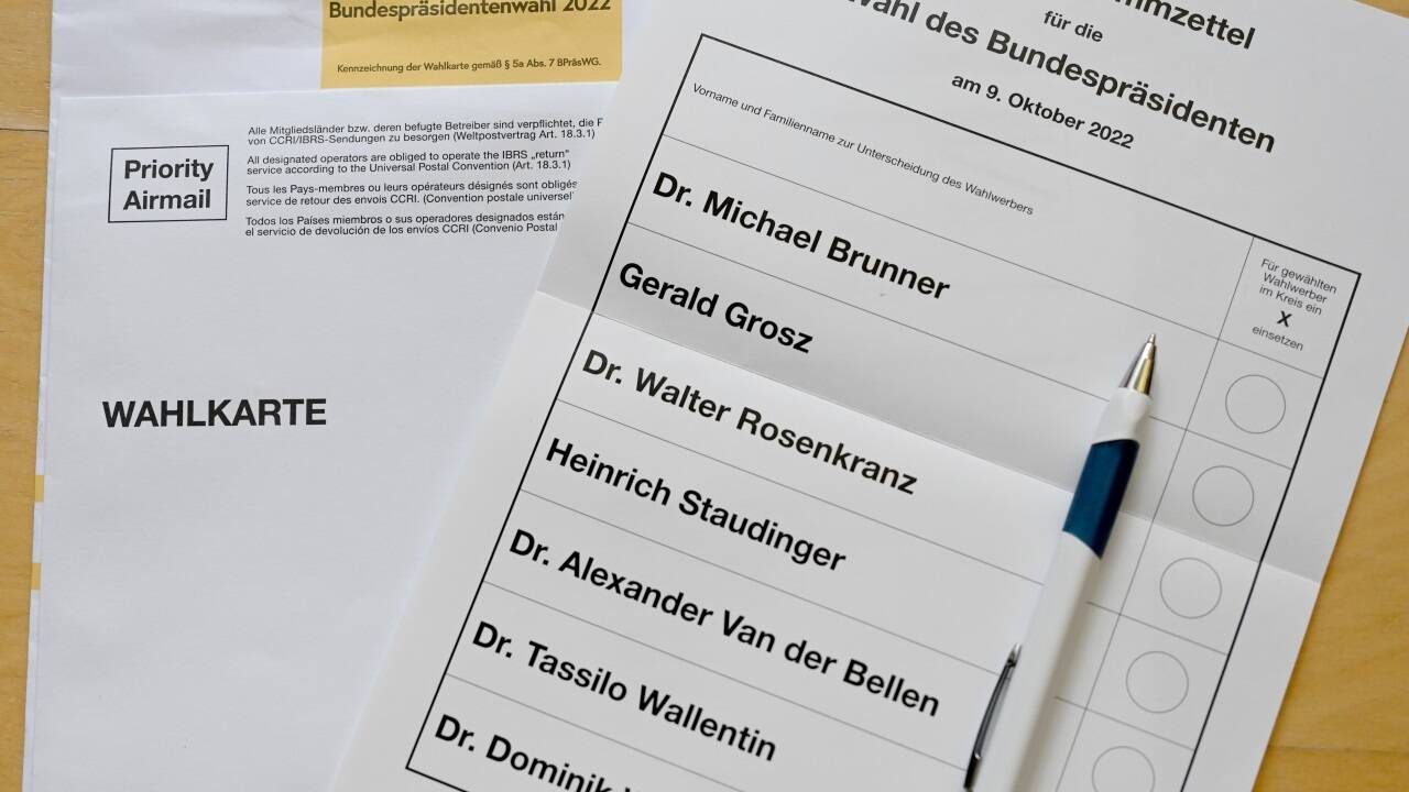 Die Kandidaten sind auf dem Stimmzettel alphabetisch gereiht. 