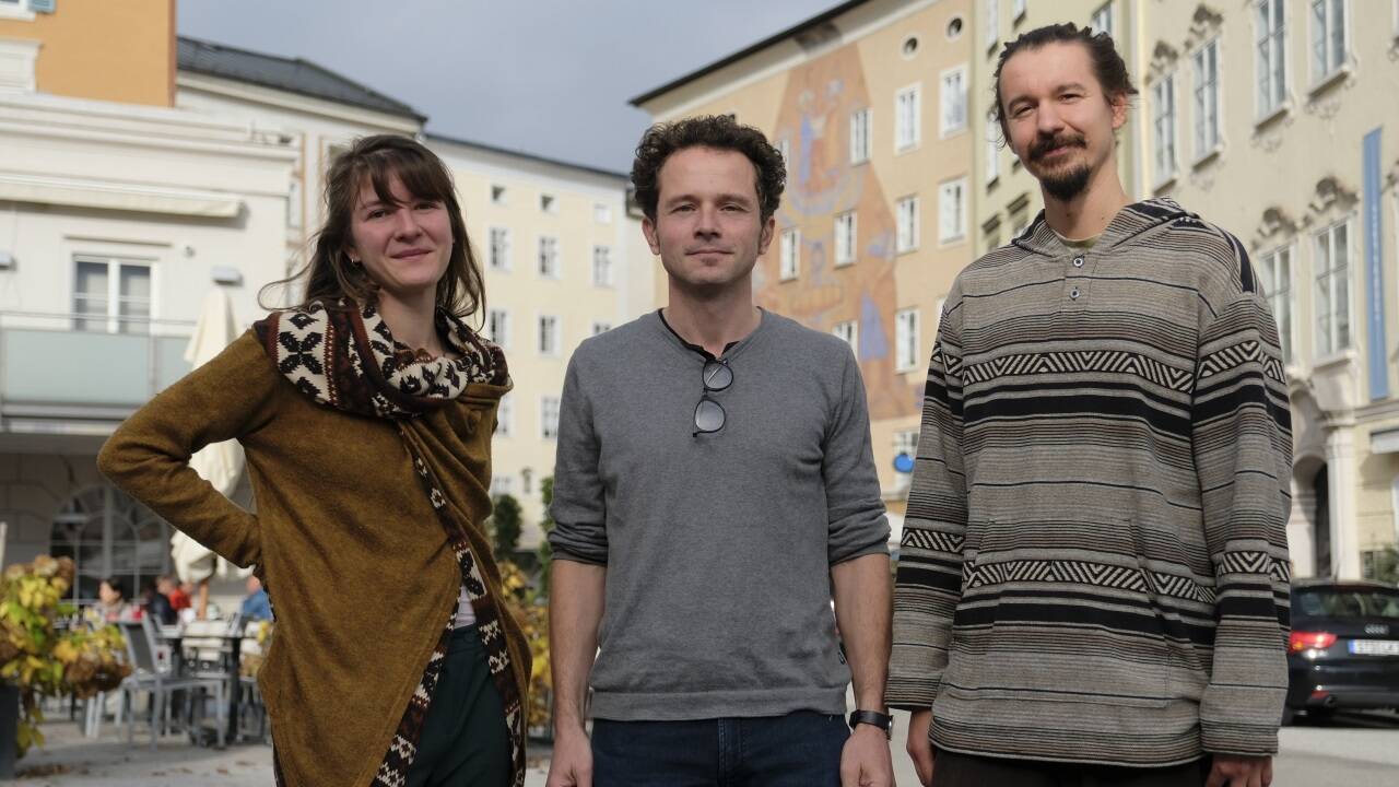 Alumna Lara Schnepf, Projektleiter Eugen Banauch und Student Lukas Stangl. 