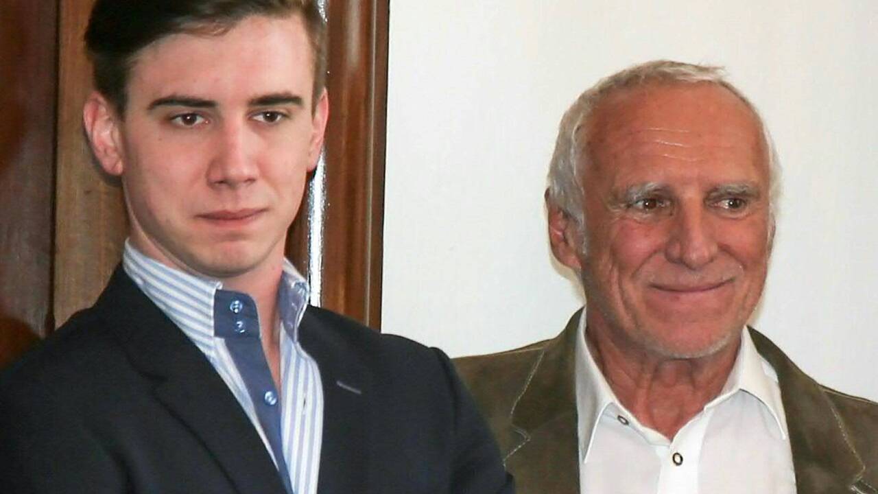 Dietrich Mateschitz mit Sohn Mark Gerhardter, aufgenommen am 4. März 2016 in Salzburg. 