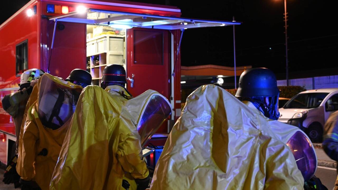 Rund 100 Einsatzkräfte waren vor Ort. Rund 100 Einsatzkräfte waren vor Ort.