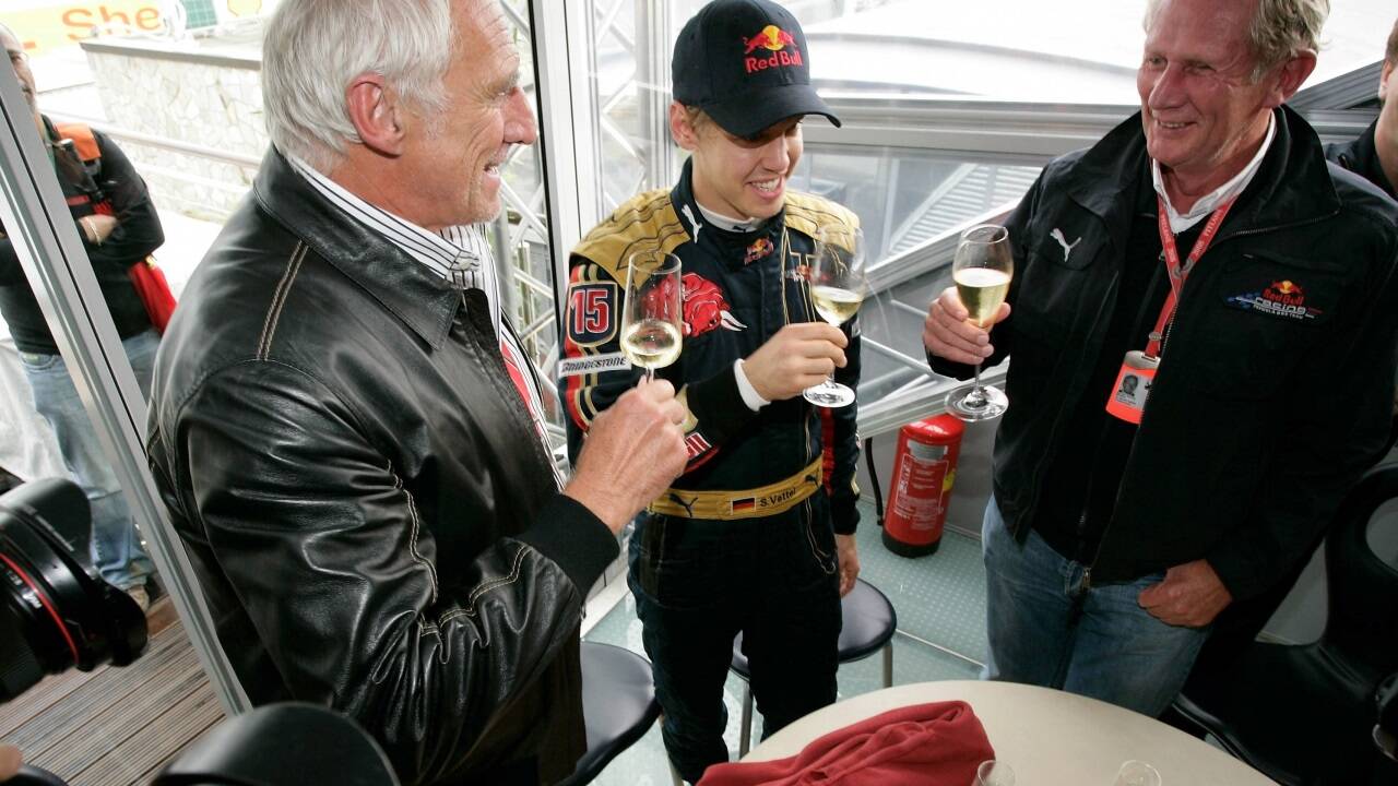 Mateschitz mit Formel-1-Pilot Sebastian Vettel und Motorsportberater Helmut Marko. 