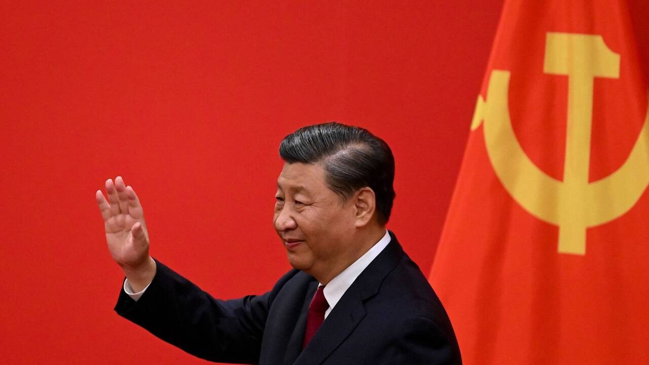 Xi Jinping hat seine dritte Amtszeit mit einer Machtdemonstration sondergleichen eingeleitet. 