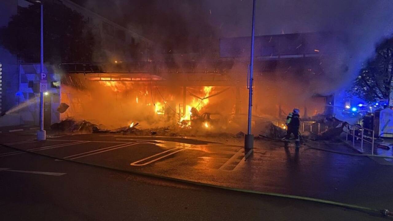 Verdächtiger nach Brand in Floridsdorfer Supermarkt festgenommen Verdächtiger nach Brand in Floridsdorfer Supermarkt festgenommen