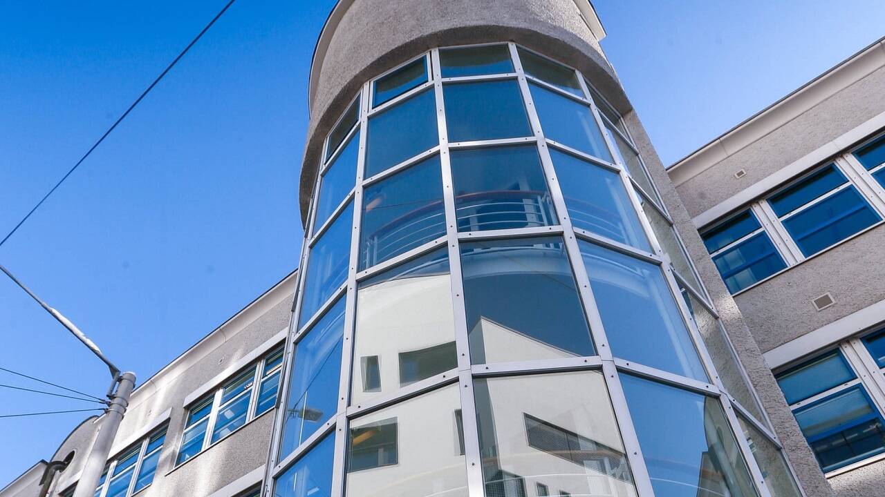 Eines der PMU-Gebäude in der Salzburger Strubergasse. 