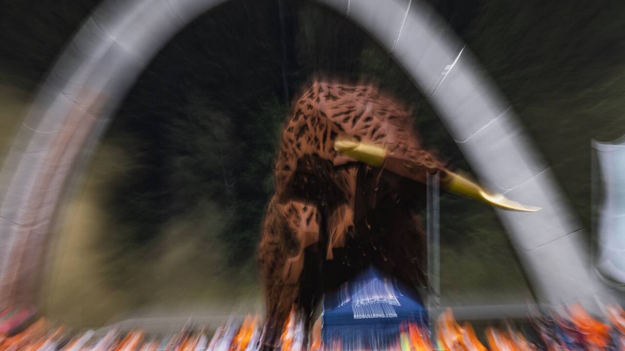 Der Bulle inmitten des Red Bull Rings in Spielberg – ein Symbol für die Investitionen von Dietrich Mateschitz im Sport. 
