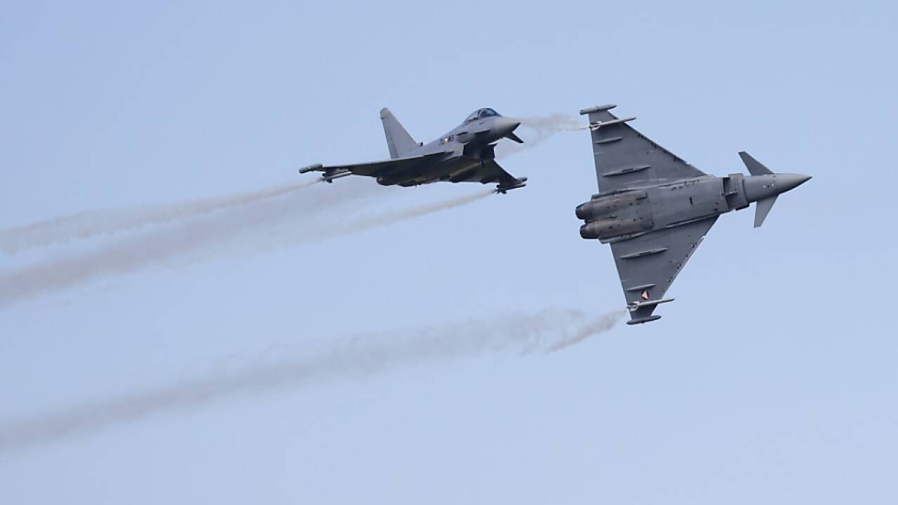 Eurofighter-Piloten brauchen Trainingsflugzeuge 