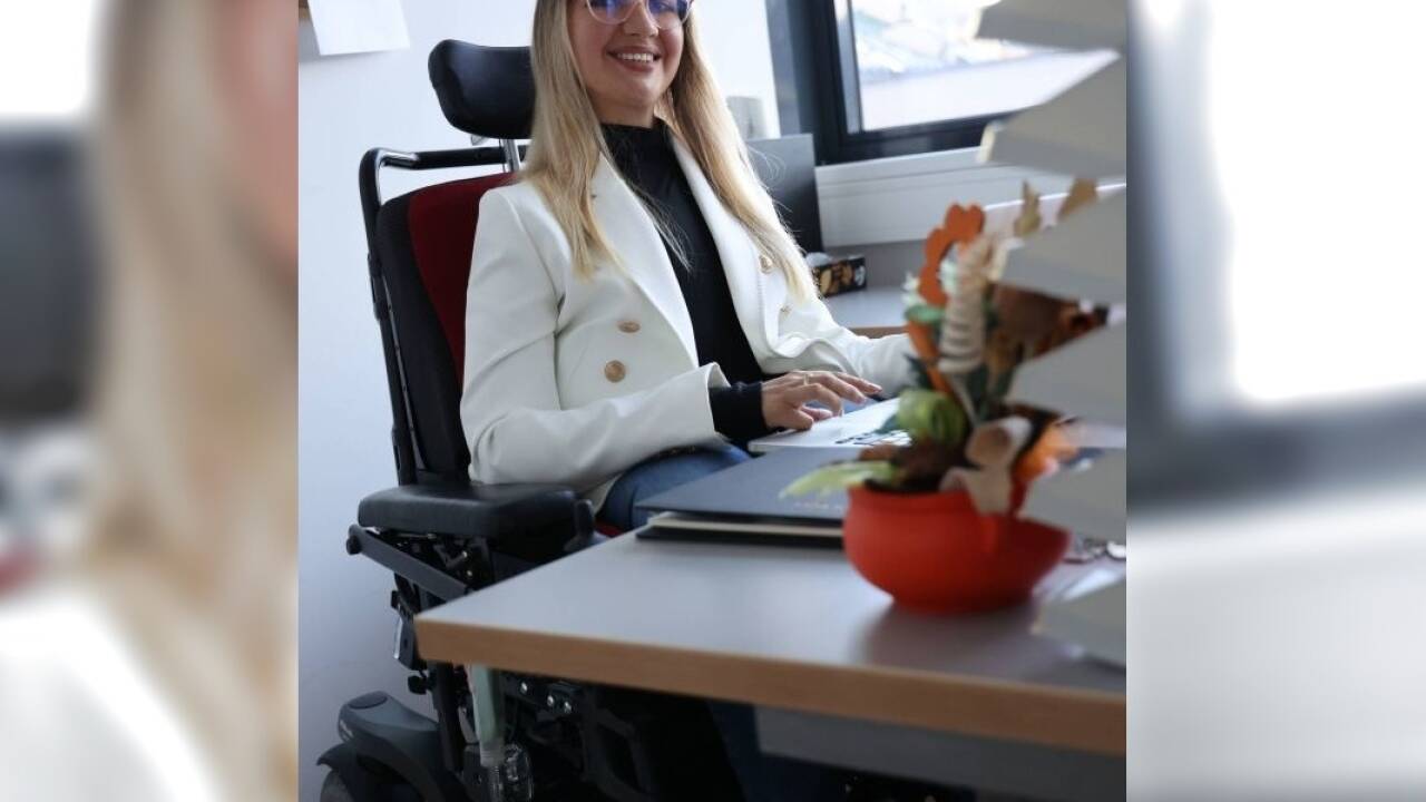 Nermina Dogic in ihrem Büro. Nermina Dogic in ihrem Büro.