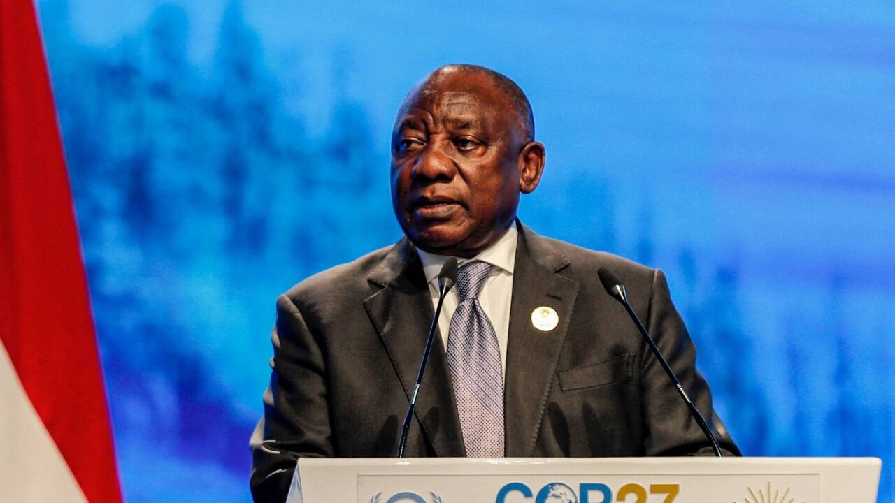 Südafrikas Präsident Cyril Ramaphosa. Eine Gruppe reicher Länder bot in Glasgow 8,5 Milliarden Hilfe an, um die Energiewende im Land voranzutreiben. Trotzdem sind neue Kohlekraftwerke in Bau. Südafrikas Präsident Cyril Ramaphosa. Eine Gruppe reicher Länder bot in Glasgow 8,5 Milliarden Hilfe an, um die Energiewende im Land voranzutreiben. Trotzdem sind neue Kohlekraftwerke in Bau.