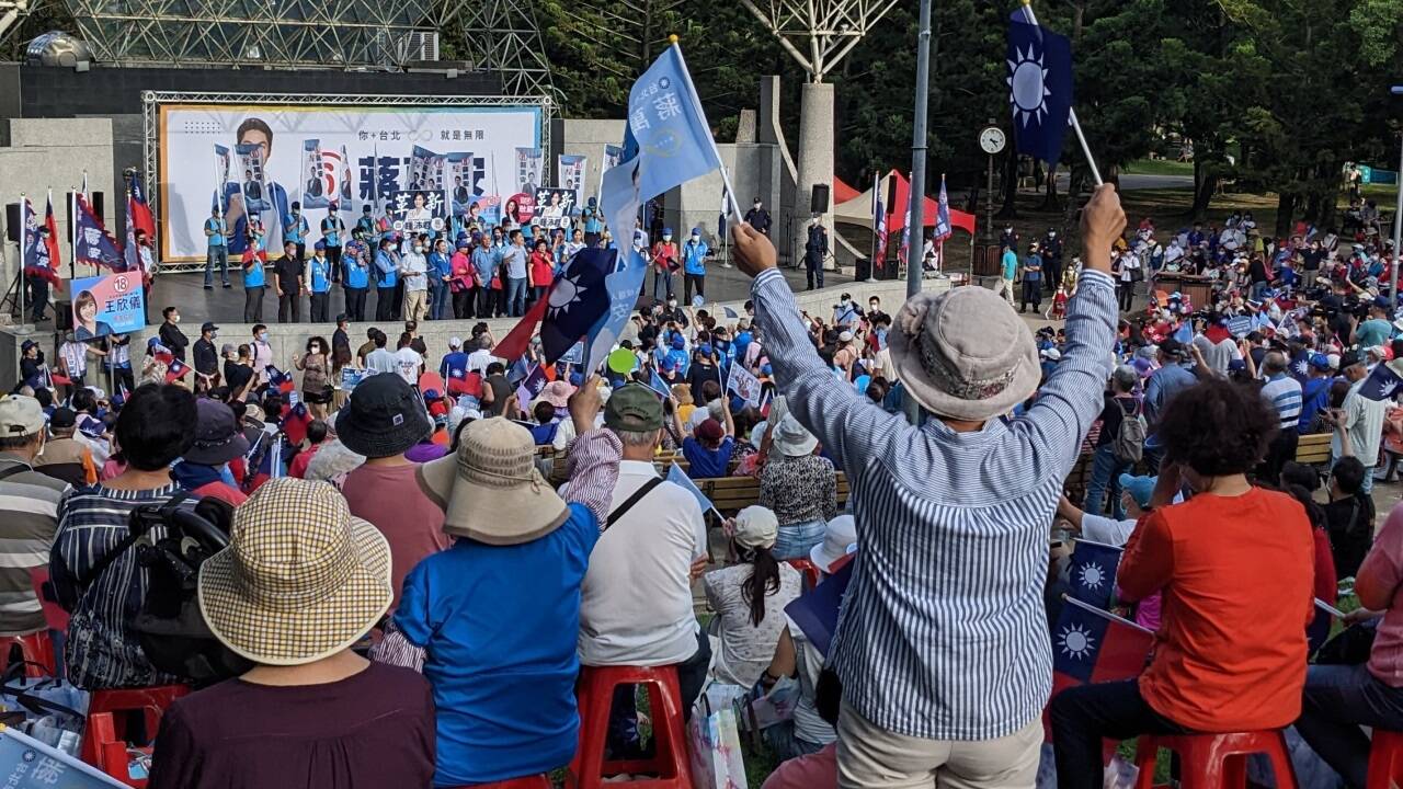 Vor allem viele ältere Taiwanerinnen und Taiwaner begeistern sich für den Bürgermeisterkandidaten der Kuomintang.  