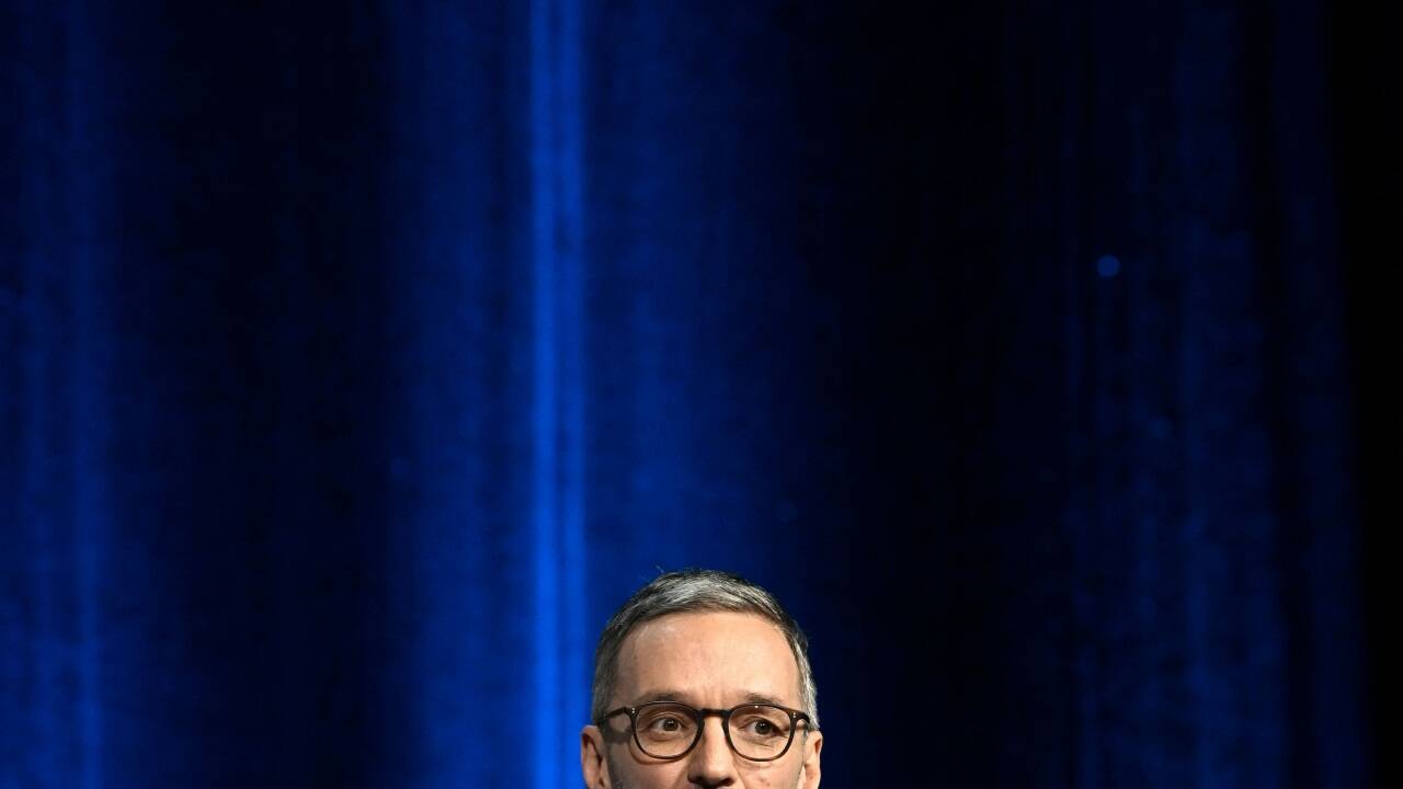 Parteichef Herbert Kickl und seine FPÖ profitieren von der Krise – und von den Fehlern der anderen Parteien. Parteichef Herbert Kickl und seine FPÖ profitieren von der Krise – und von den Fehlern der anderen Parteien.