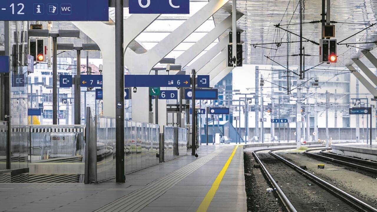 Am Montag streiken die Eisenbahner und Obusfahrer. Ein weitgehender Stillstand des öffentlichen Verkehrssystems ist die Folge.  