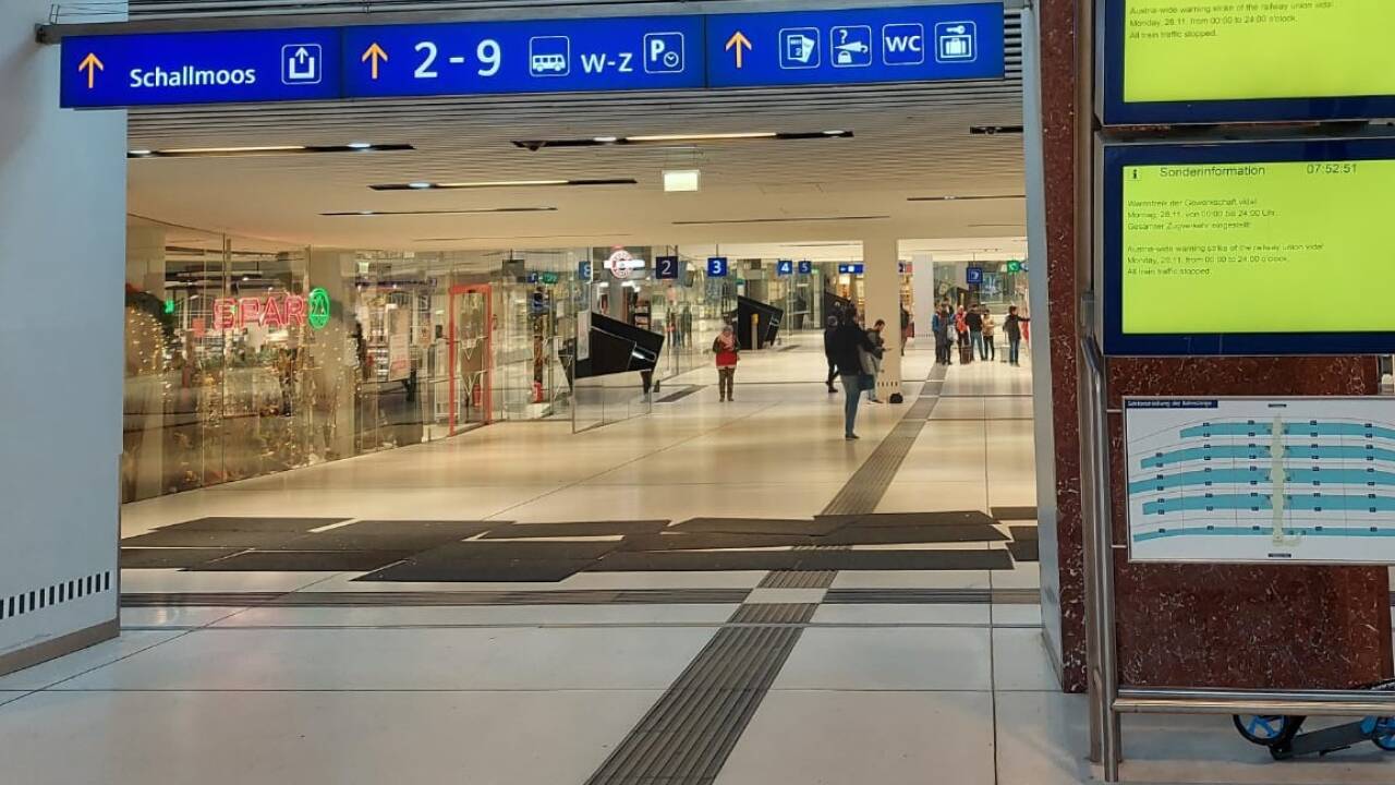 Alle Züge fallen aus. 
