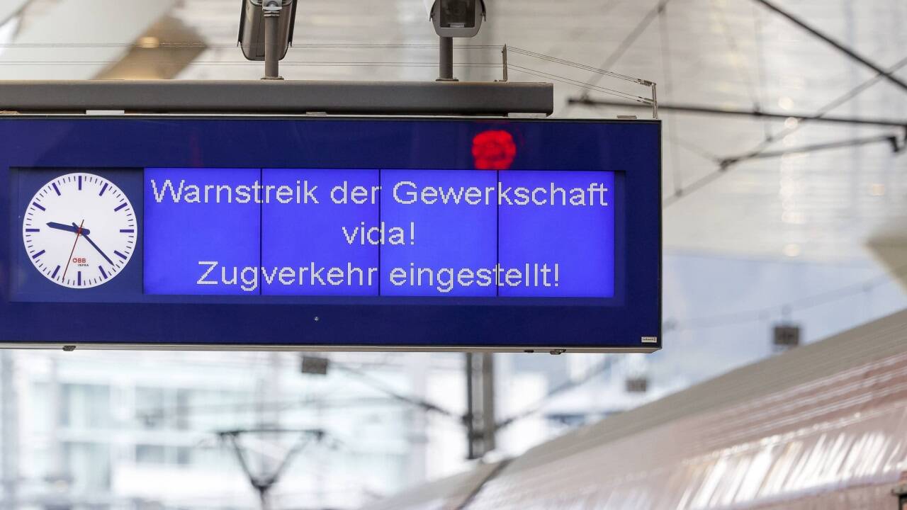 Der Salzburger Hauptbahnhof am Montag. 