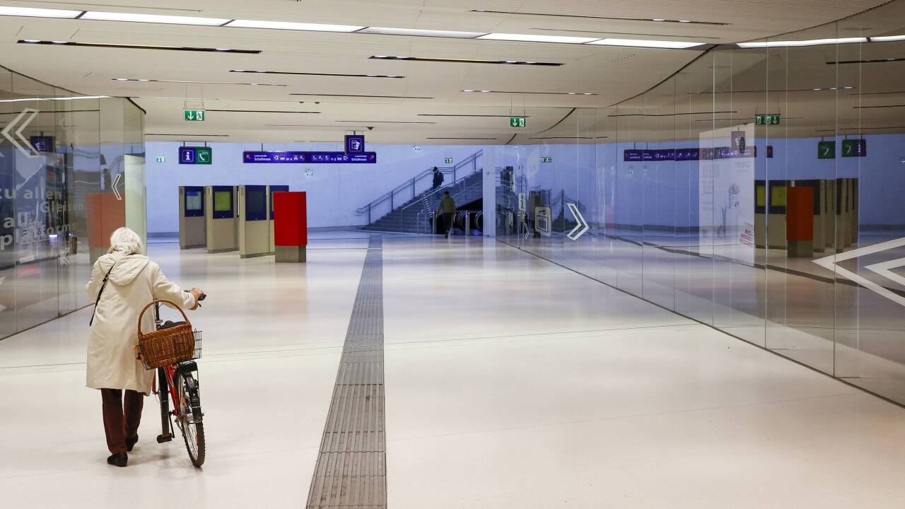 Der Salzburger Hauptbahnhof am Montag. 