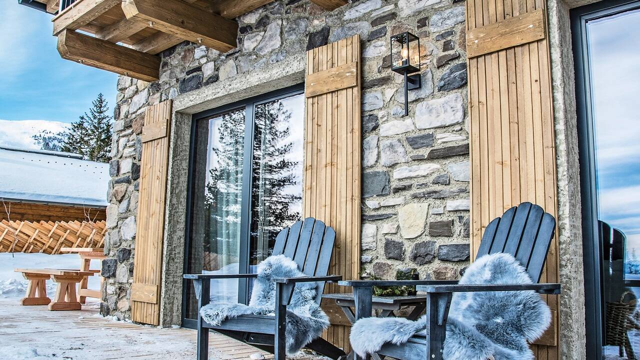 Extravagante Urlaubsdestinationen: Chalets und Almhütten meist direkt an der Skipiste. 