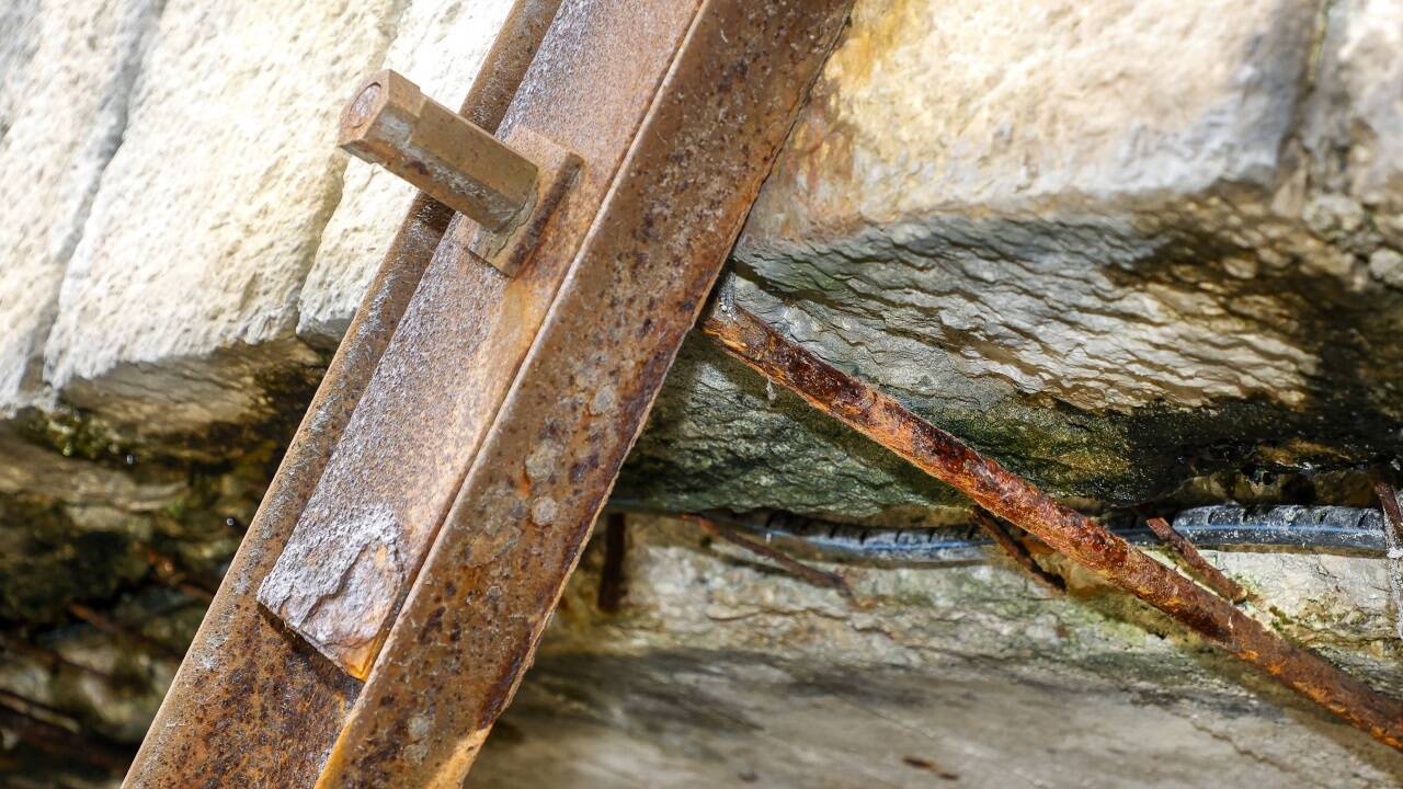 Die 1936 gebaute Weißbachbrücke in Schneizlreuth ist am Ende ihrer Lebensdauer. 