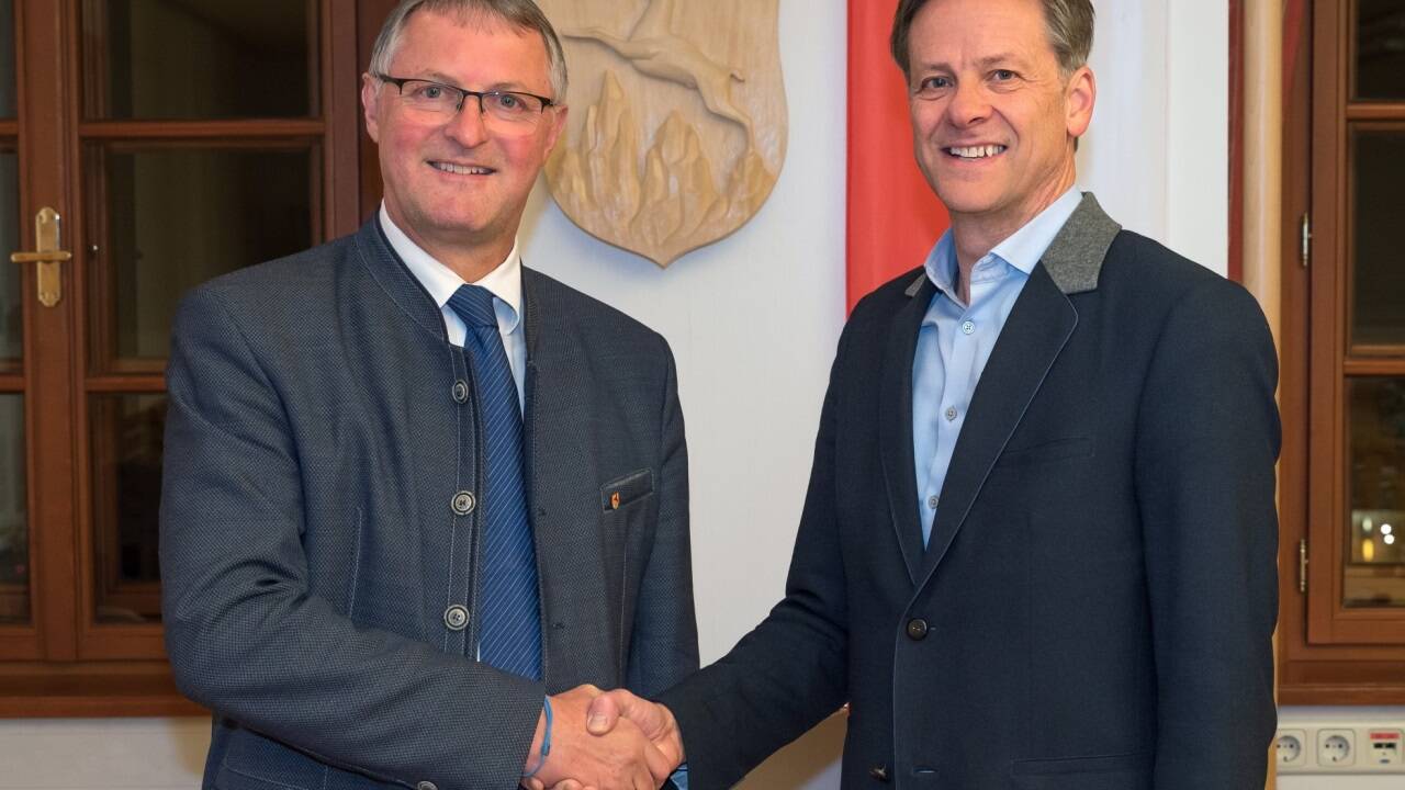 Bürgermeister Georg Gappmayer (l.) und sein designierter Nachfolger Wolfgang Pfeifenberger.  