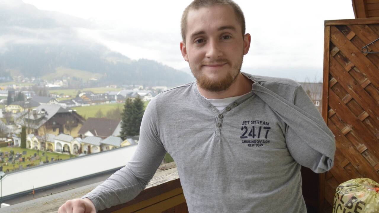 Linkshänder Albin Palffy muss lernen, mit seinem rechten Arm zurechtzukommen. 