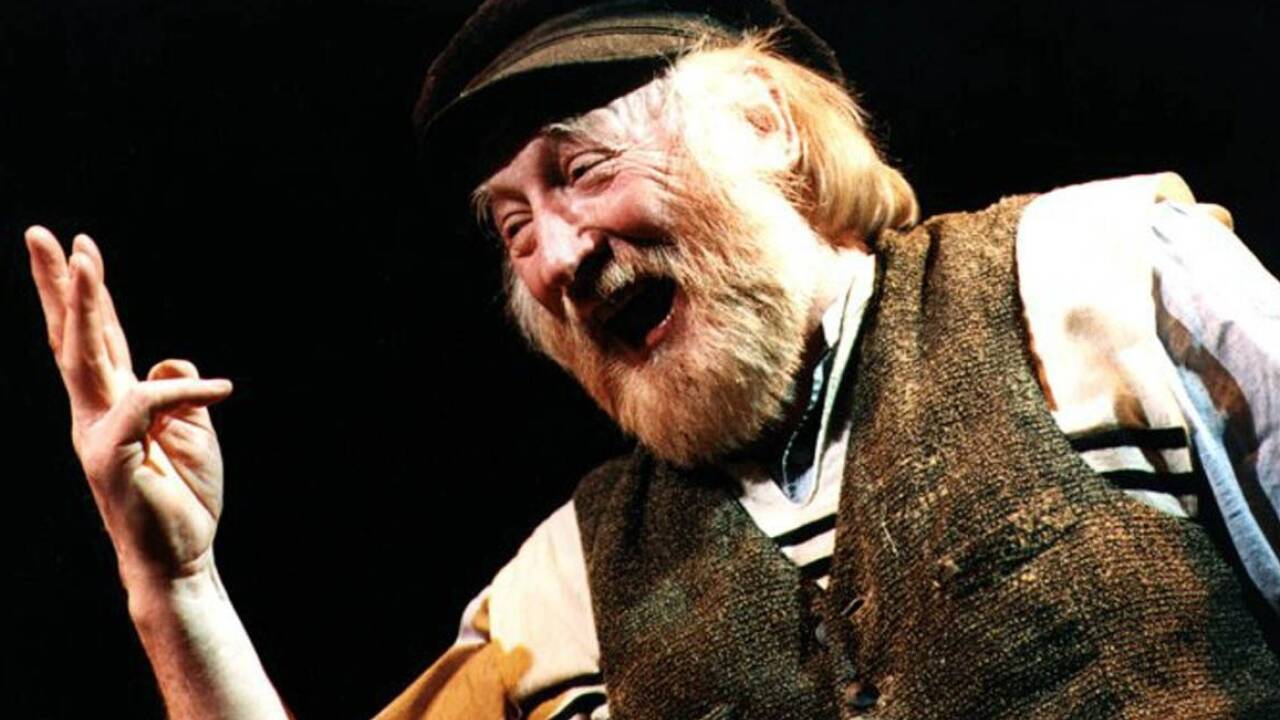 Karl Merkatz.  