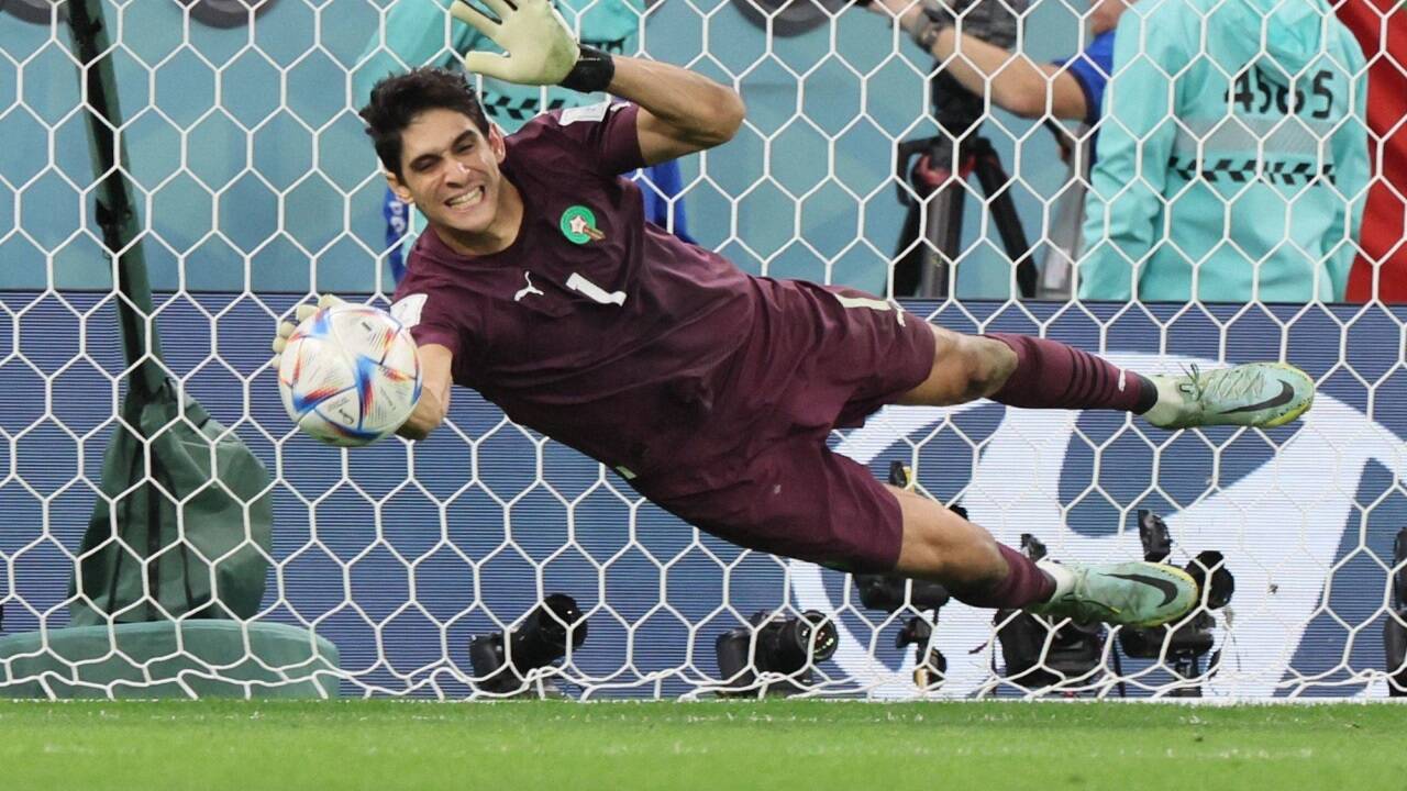 Bekam kein Tor gegen Spanien – auch nicht im Elferschießen: Goalie Bono. 