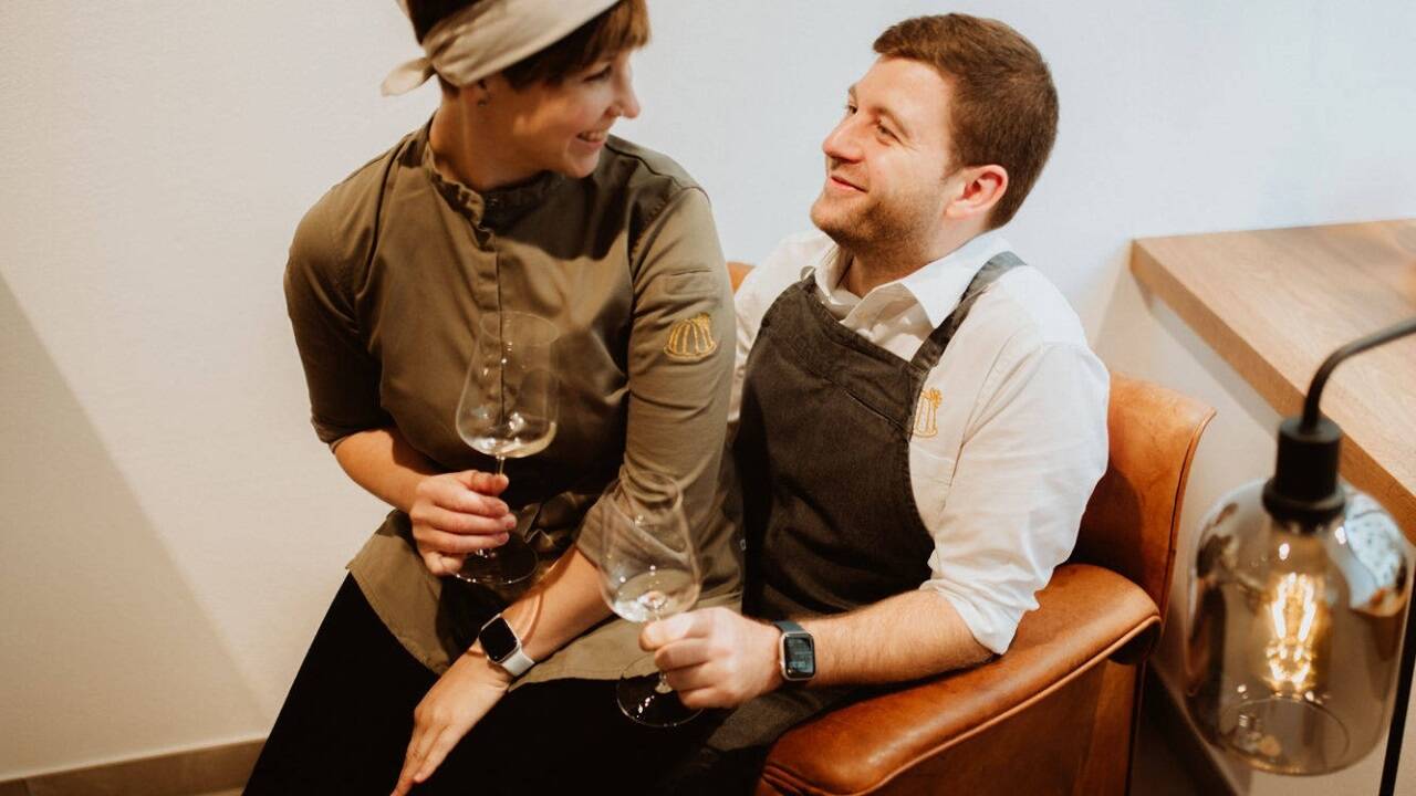 Viktoria Fuschlberger und ihr Lebensgefährte Andreas Alfarè, der Barista ist, leiten den Betrieb gemeinsam. 