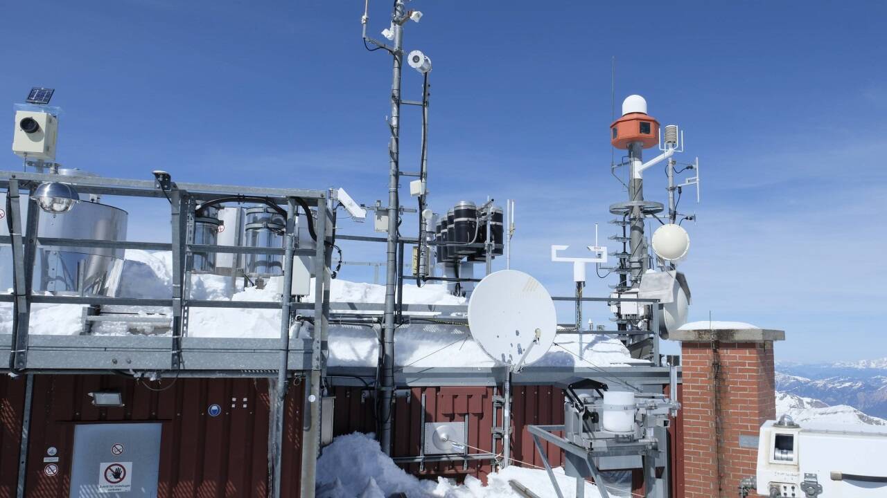Das Observatorium der ZAMG am Sonnblick. Das Observatorium der ZAMG am Sonnblick.