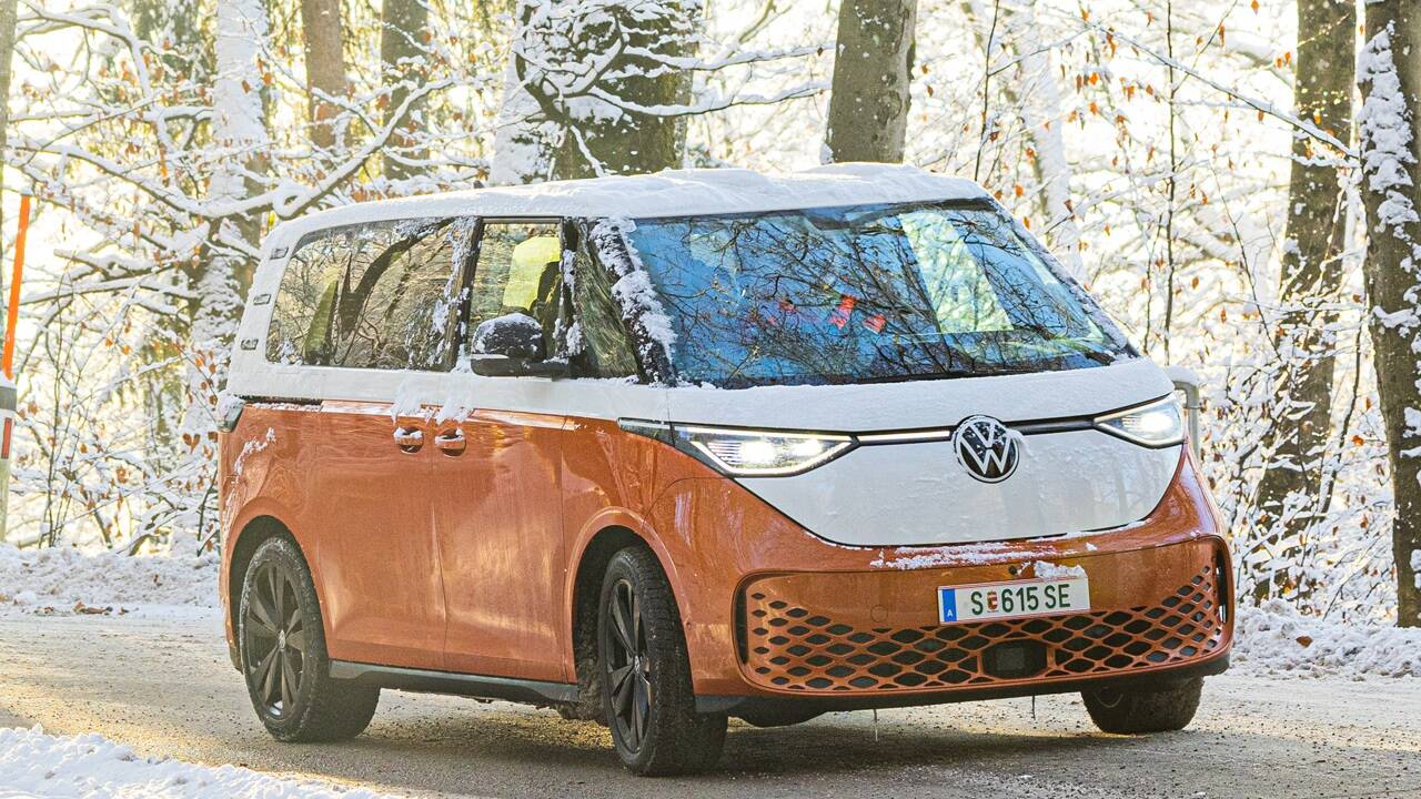 Ausflug mit dem ID. Buzz ins Winter Wonderland: Im Zuge des 10-tägigen Praxistests konnte der Elektro-Bulli überzeugen.  Ausflug mit dem ID. Buzz ins Winter Wonderland: Im Zuge des 10-tägigen Praxistests konnte der Elektro-Bulli überzeugen.