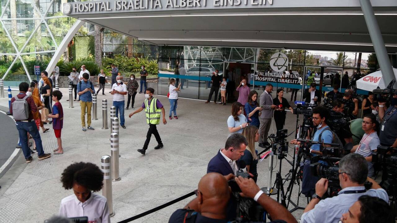 Der Superstar starb im Hospital Albert Einstein in São Paulo. 