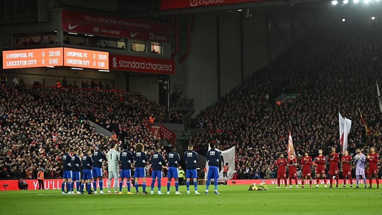 Schweigeminute für Pele in Liverpool 