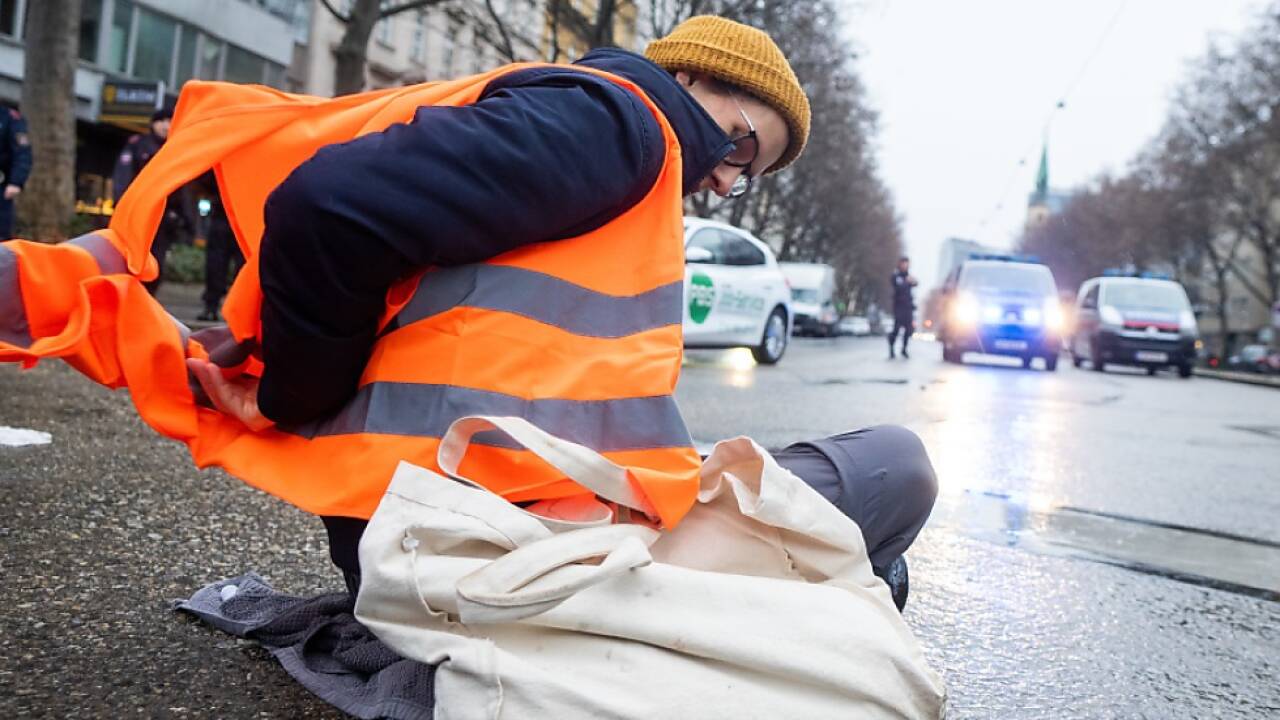 Zufahrt zum Verteilerkreis am Praterstern war blockiert 