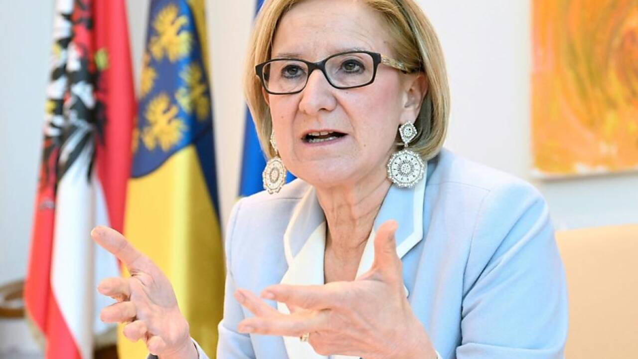 Johanna Mikl-Leitner würde allen Parteien "die Hand reichen"  Johanna Mikl-Leitner würde allen Parteien 'die Hand reichen'