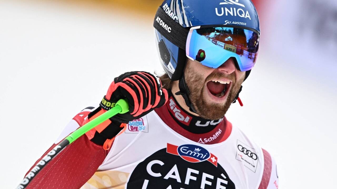 Marco Schwarz raste mit Startnummer 31 noch auf Rang sechs. 