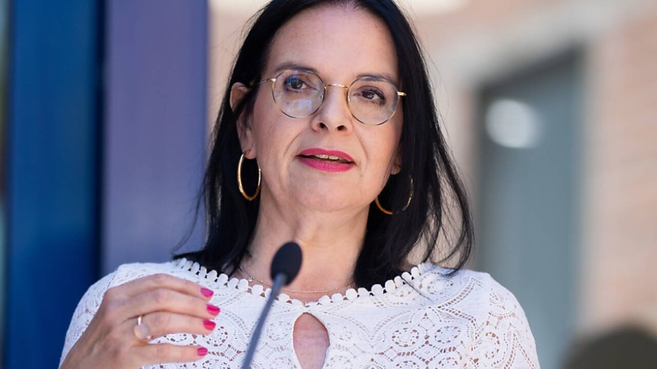 Staatssekretärin Mayer kündigt Prüfung der Causa Teichtmeister an 