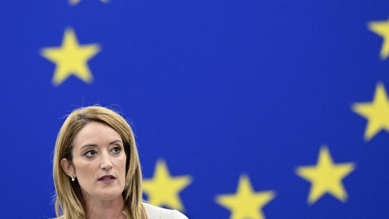 „Transparenz führt zu Vertrauen“, erklärte die Präsidentin des EU-Parlaments, Roberta Metsola, am Montagabend in Straßburg. „Transparenz führt zu Vertrauen“, erklärte die Präsidentin des EU-Parlaments, Roberta Metsola, am Montagabend in Straßburg.