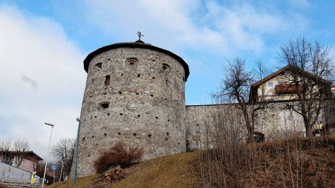 Der Hexenturm in Radstadt ist ein beeindruckendes Bauwerk.  