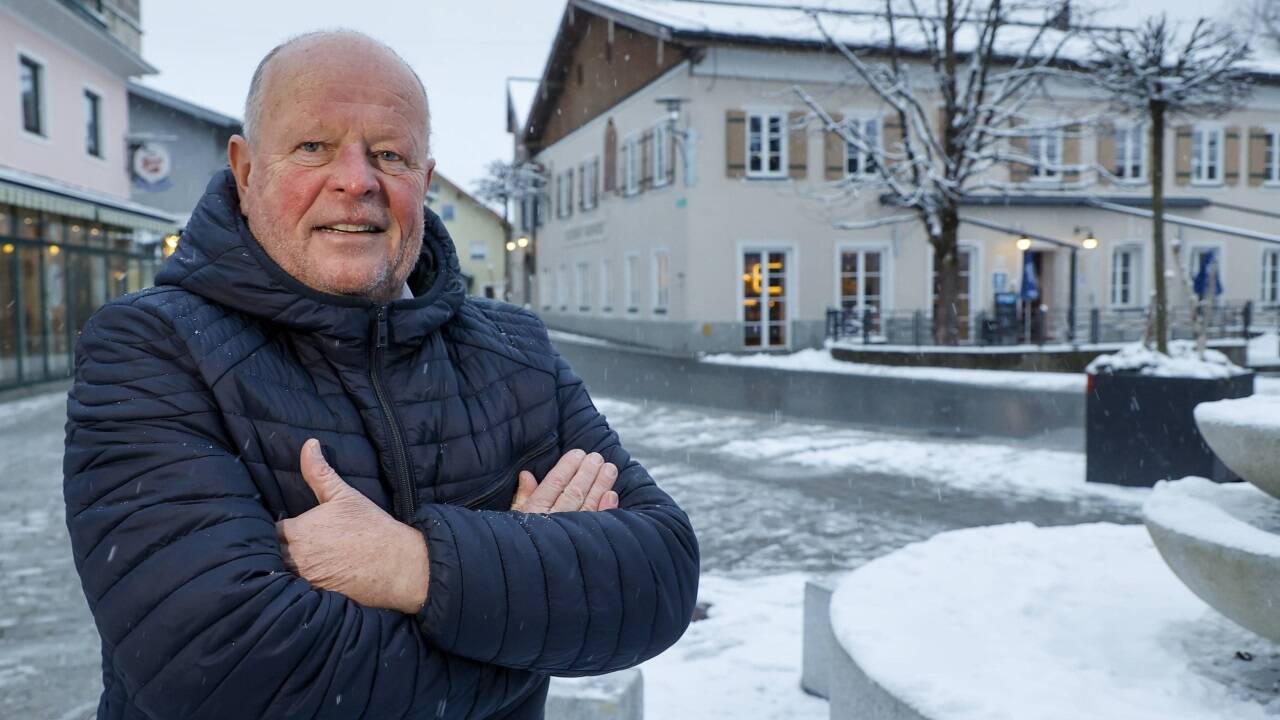 Der Personalmangel gab den Ausschlag. Bürgermeister Konrad Pieringer sucht einen Pächter für den Hofwirt – schon wieder.  