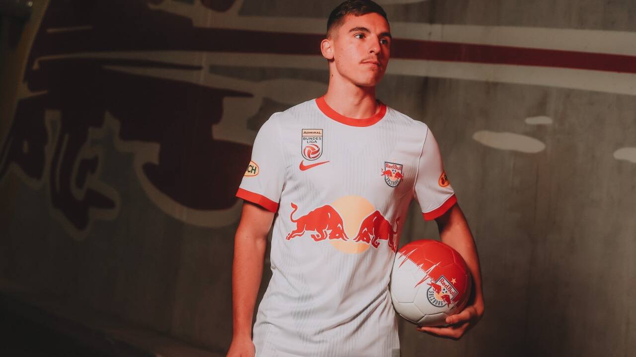 Salzburg-Neuzugang Oscar Gloukh will mit Salzburg hoch hinaus.  