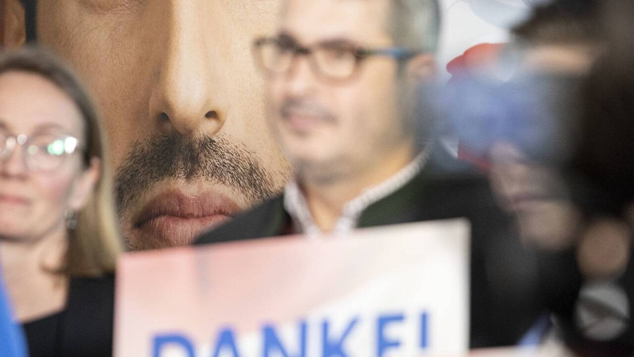 Danke! Sagt die FPÖ zu ihrem Spitzenkandidaten. Wirklich verantwortlich für den Wahlsieg waren aber wohl andere Faktoren.  