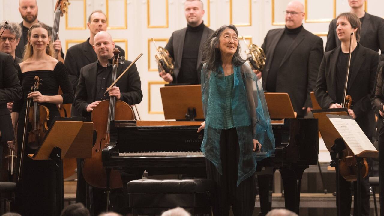 Mitsuko Uchida und das Mahler Chamber Orchestra im Großen Saal des Mozarteums 