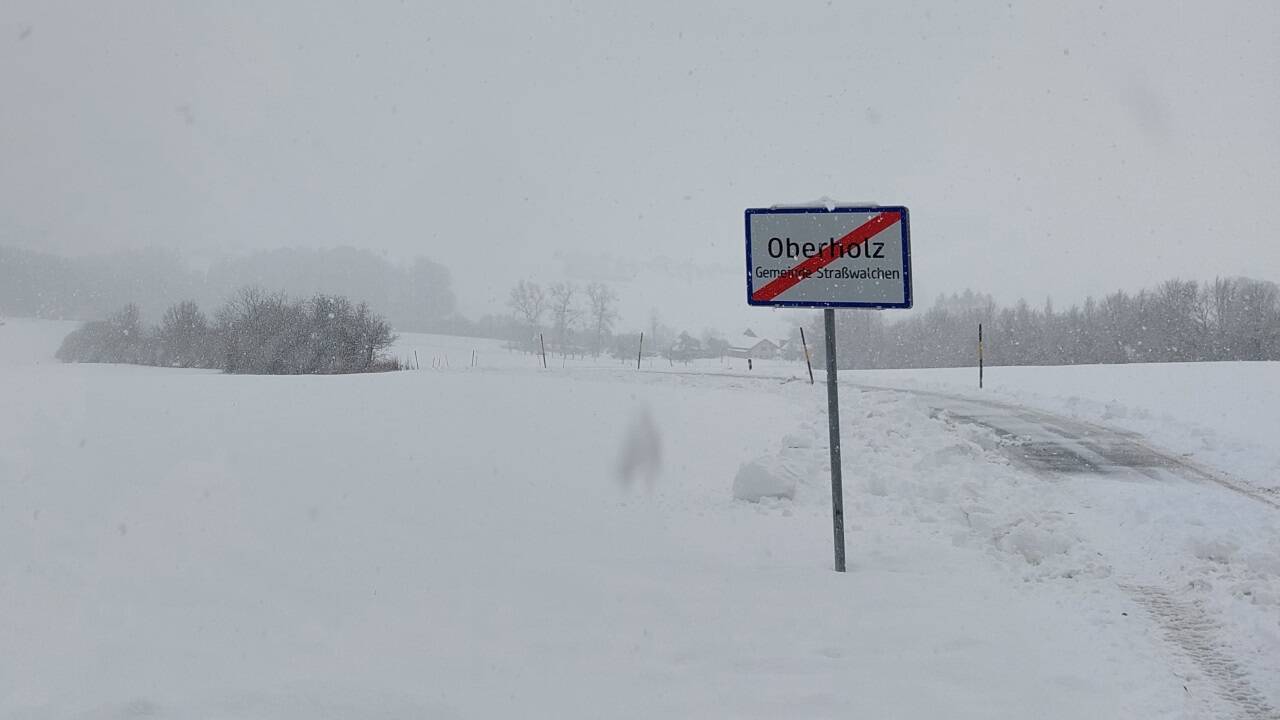 Noch sind die Felder in Oberholz bei Straßwalchen unberührt. Ein Bohrunternehmen vermutet dort Erdgasvorkommen. Noch sind die Felder in Oberholz bei Straßwalchen unberührt. Ein Bohrunternehmen vermutet dort Erdgasvorkommen.