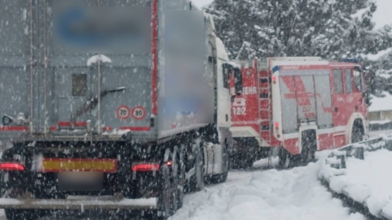 Der Schnee macht weiter Probleme 
