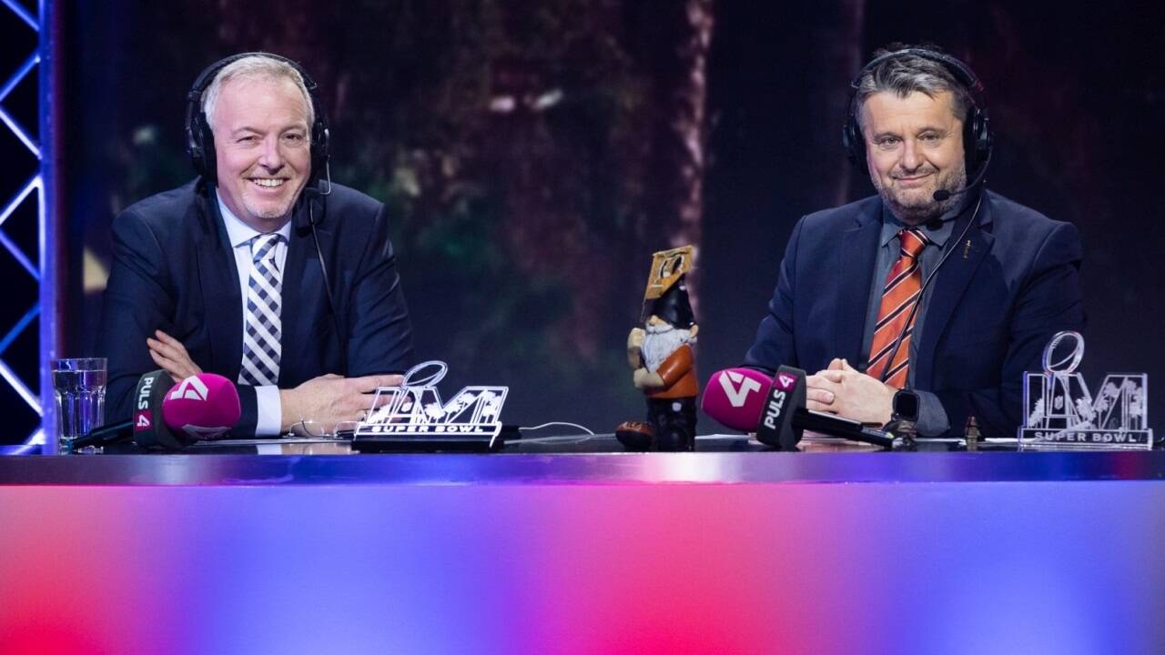 Michael Eschlböck (l.) und Walter Reiterer kommentieren auf Puls 4 ihren 13. gemeinsamen Super Bowl. 